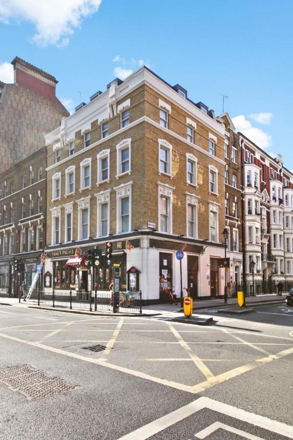 2Vh Virginia House, 31 Bloomsbury Way By City Living Londra Esterno foto