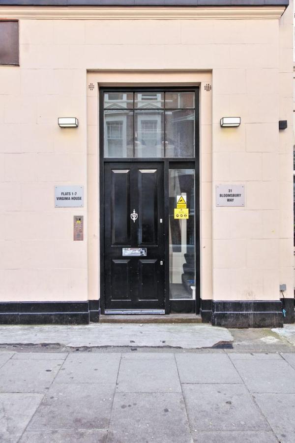 2Vh Virginia House, 31 Bloomsbury Way By City Living Londra Esterno foto